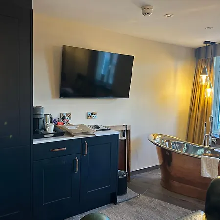 Harrys Lounge Whitby