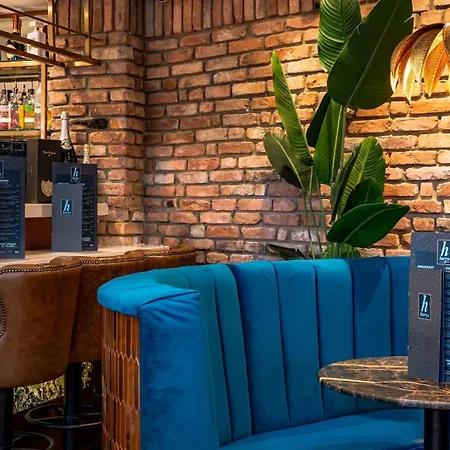 Harrys Lounge Whitby