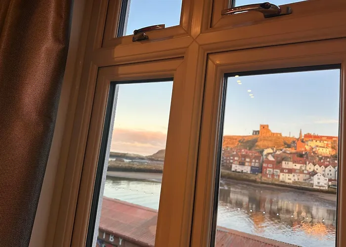 Harrys Bed & Breakfast 4*